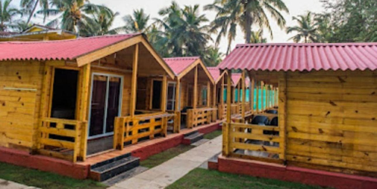 Selesta Sea By The Beach Morjim Luaran gambar